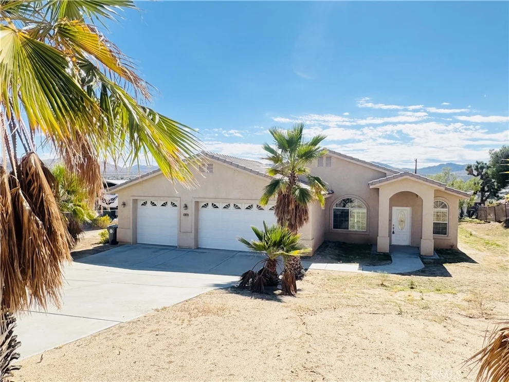 Unit for sale at 57627 Old Mill, Yucca Valley, CA 92284