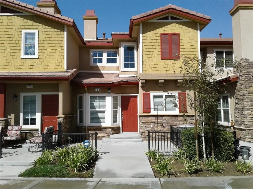 Unit for sale at 1510 Orange Avenue, Redlands, CA 92373