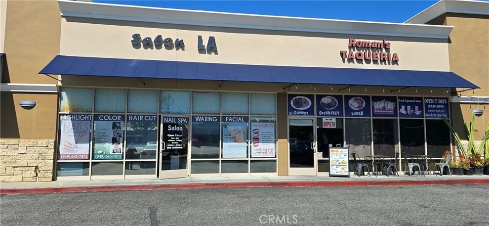 Unit for sale at 2400 Newport Blvd, Costa Mesa, CA 92627