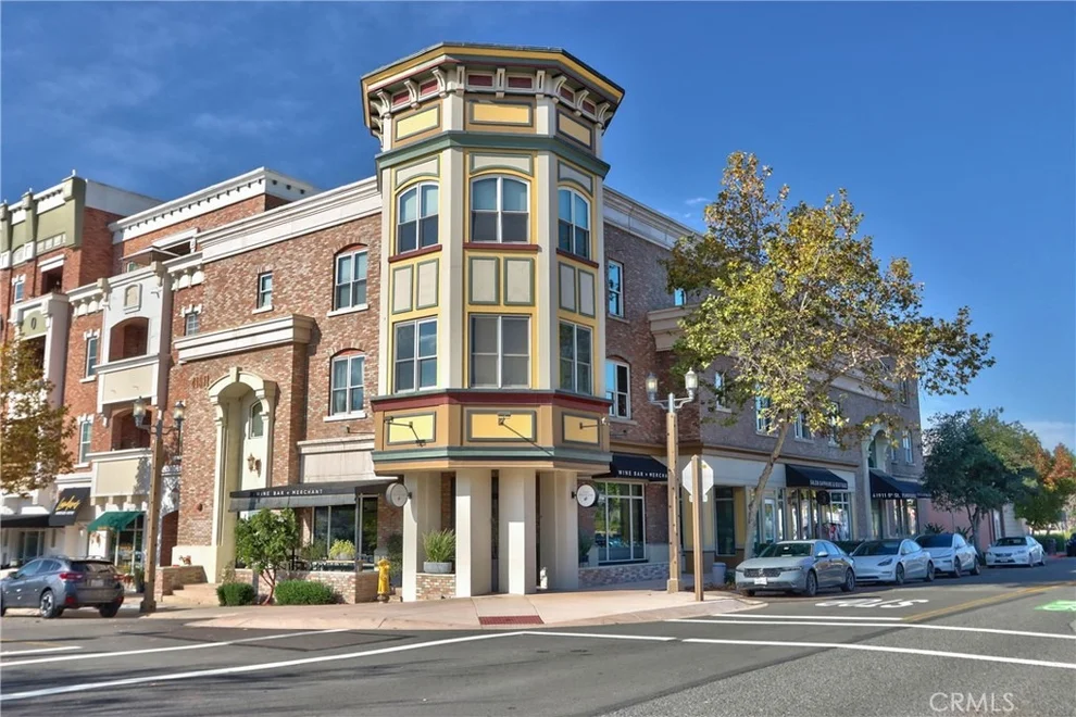 Unit for sale at 41911 5th Street, Temecula, CA 92590