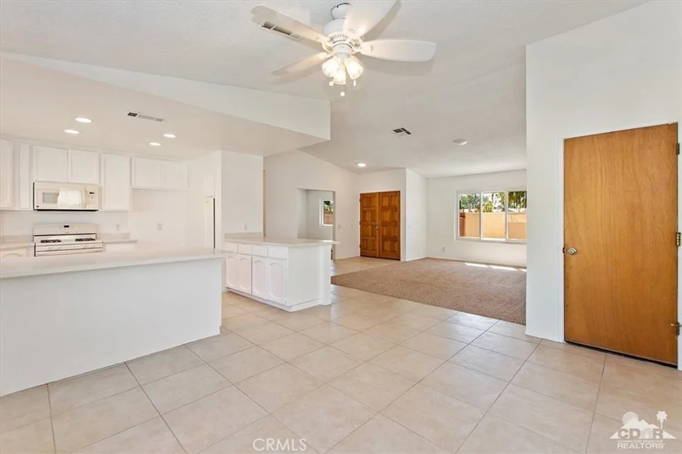 Unit for sale at 43950 Warner, Palm Desert, CA 92211