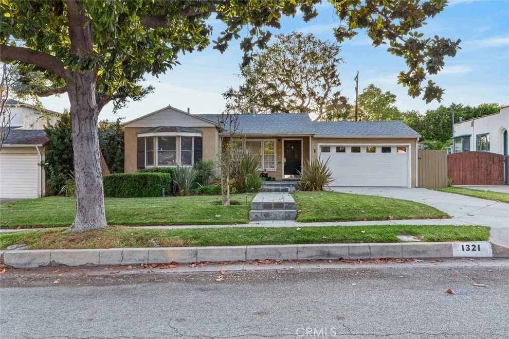 Unit for sale at 1321 Graynold, Glendale, CA 91202