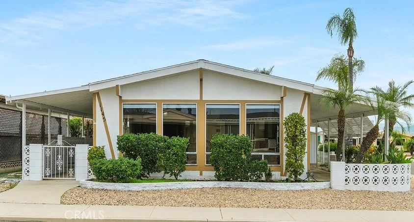 Unit for sale at 1145 Santa Maria, Hemet, CA 92543