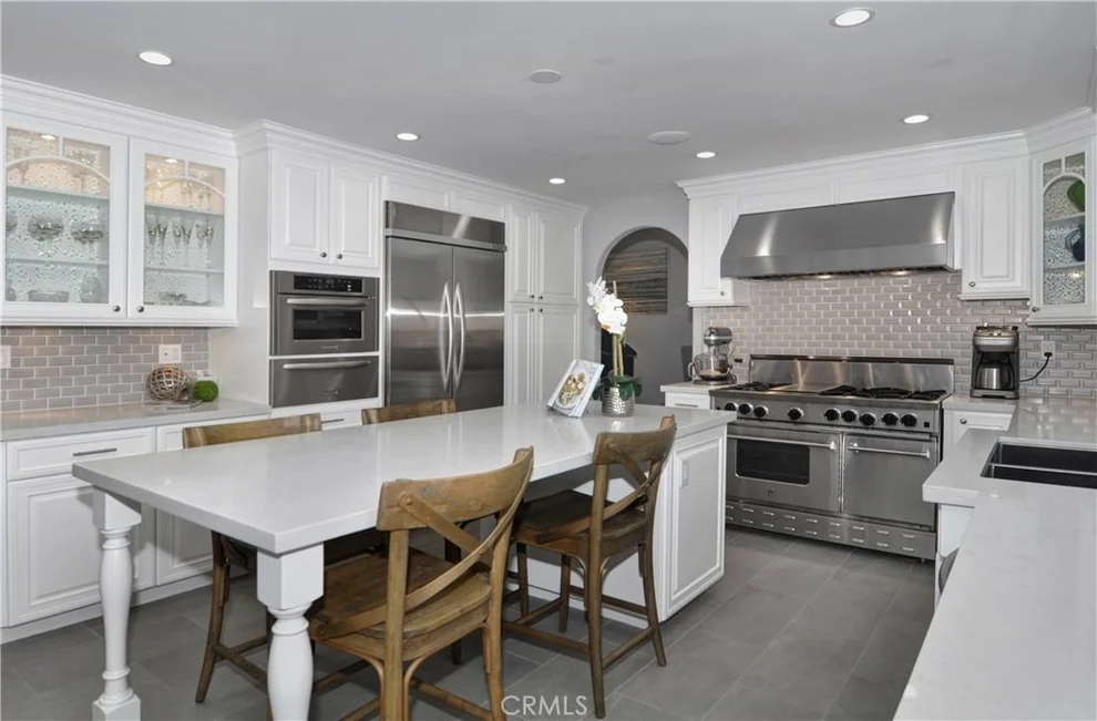 Unit for sale at 25662 Rangewood Road, Laguna Hills, CA 92653