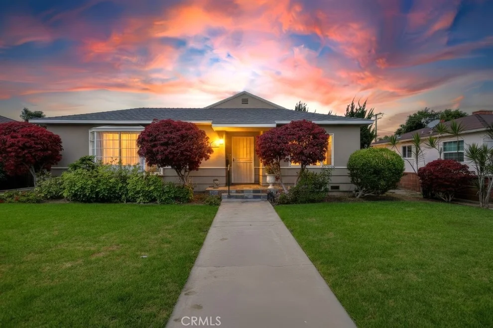 Unit for sale at 13071 Birchwood, Garden Grove, CA 92843