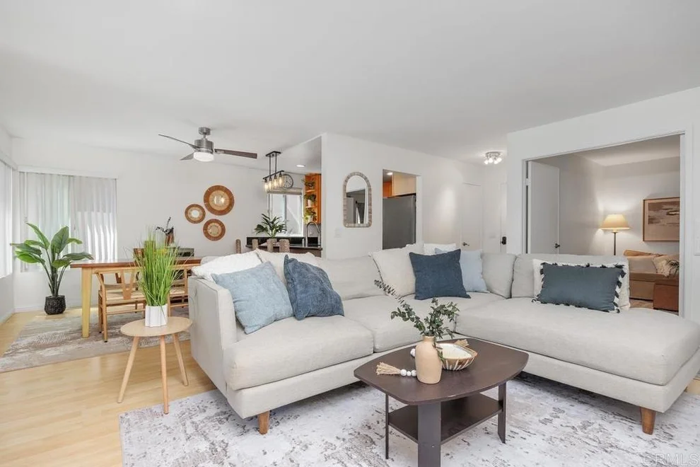 Unit for sale at 930 Via Mil Cumbres, Solana Beach, CA 92075