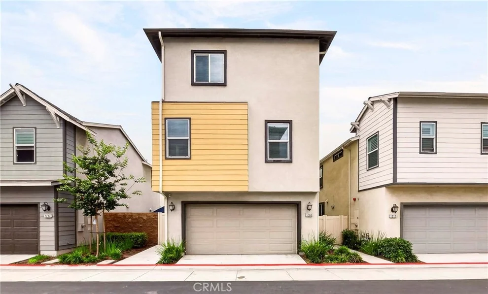 Unit for sale at 1208 Dock Lane, Harbor City, CA 90710