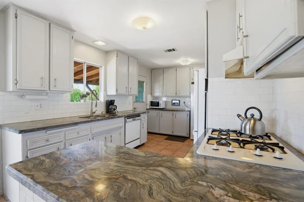 Unit for sale at 2384 Glenn Rd, Fallbrook, CA 92028