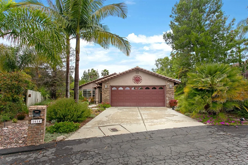 Unit for sale at 1614 Crown Court, Fallbrook, CA 92028