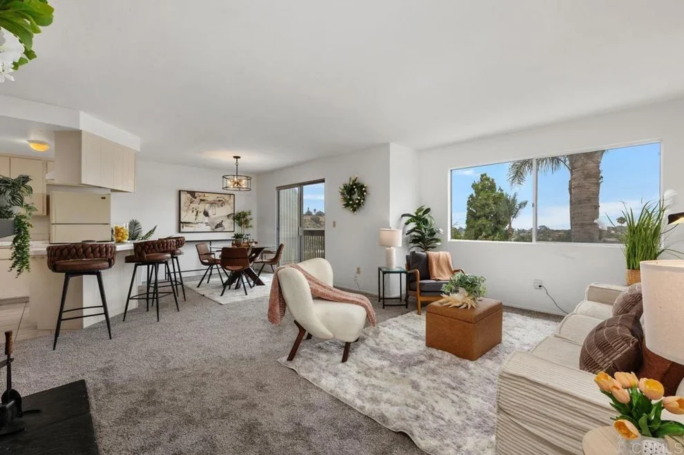 Unit for sale at 155 Rosebay Dr, Encinitas, CA 92024