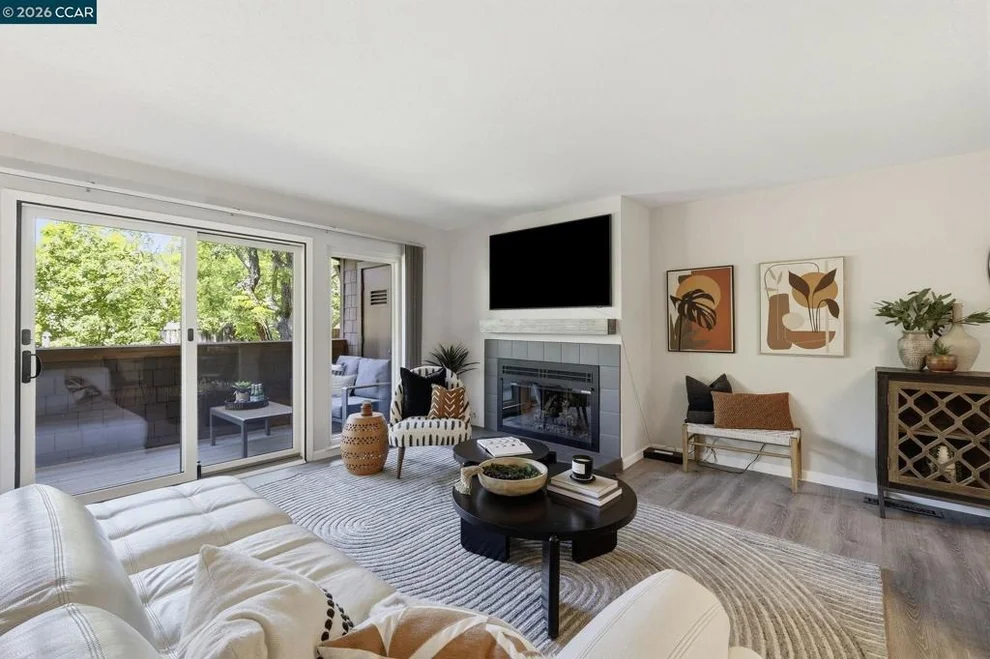 Unit for sale at 8 Royston Walk, Pleasant Hill, CA 94523