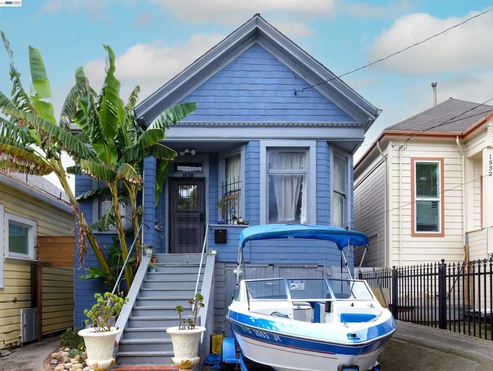 Unit for sale at 1538 16Th Ave, Oakland, CA 94606