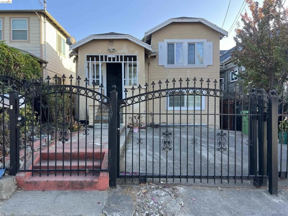Unit for sale at 2209 E 22nd Street, Oakland, CA 94606
