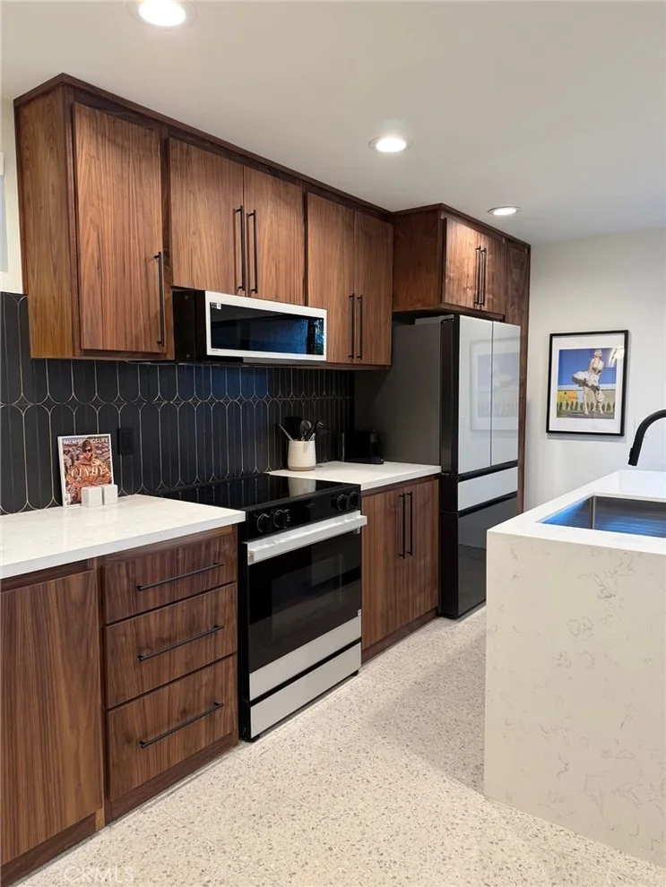 Unit for sale at 5300 E Waverly Drive, Palm Springs, CA 92264
