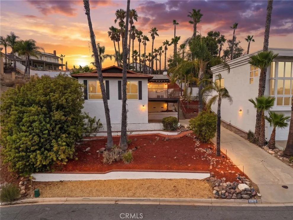 Unit for sale at 22673 Pin Tail Drive, Canyon Lake, CA 92587