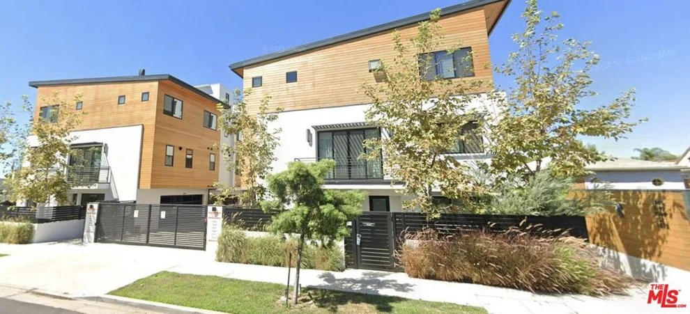 Unit for sale at 1573 Hi Point Street, Los Angeles, CA 90035