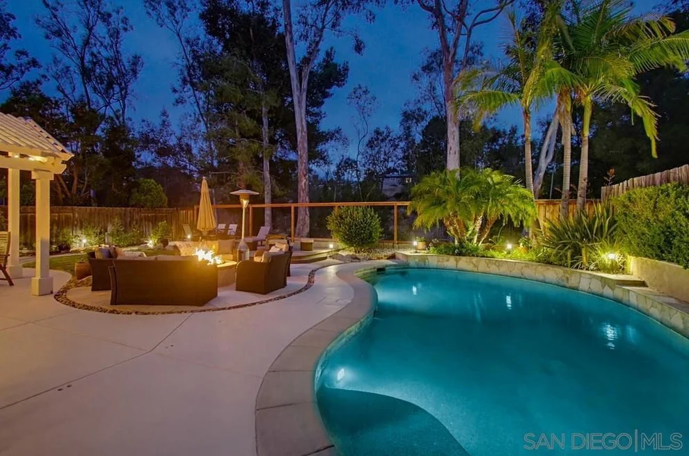 Unit for sale at 4554 Calle De Vida, San Diego, CA 92124