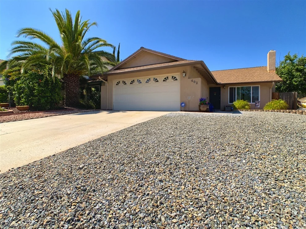 Unit for sale at 402 BLUERIDGE PL, Escondido, CA 92026