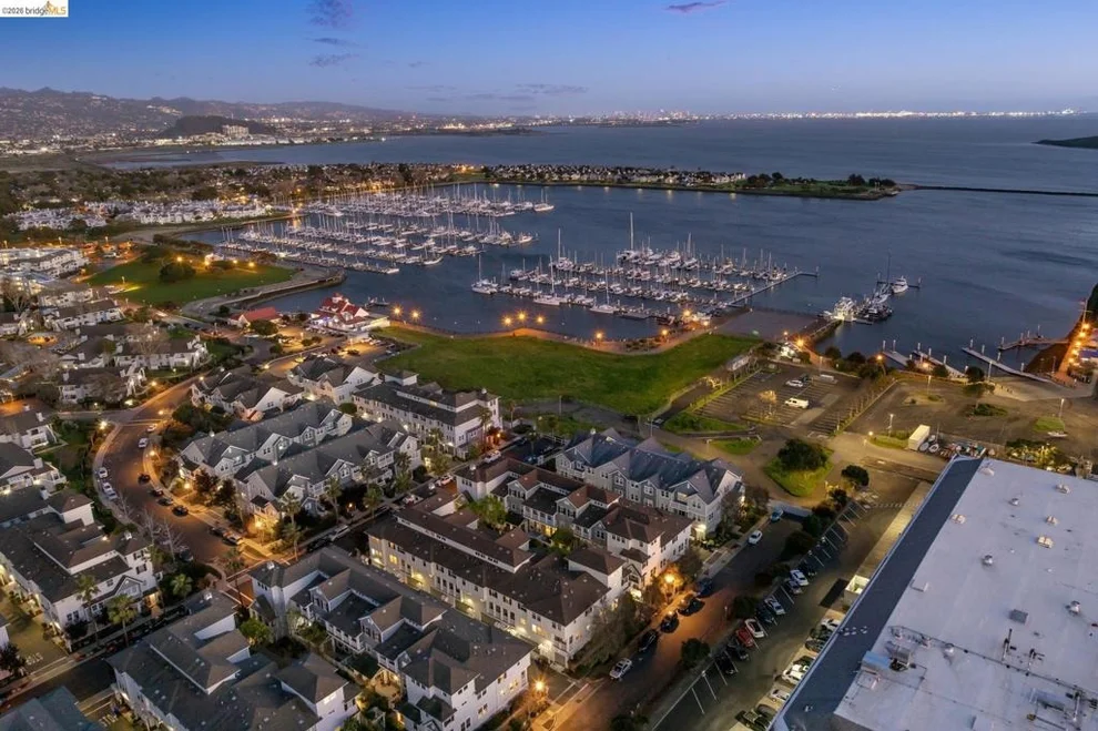 Unit for sale at 1753 Northshore Dr, Richmond, CA 94804