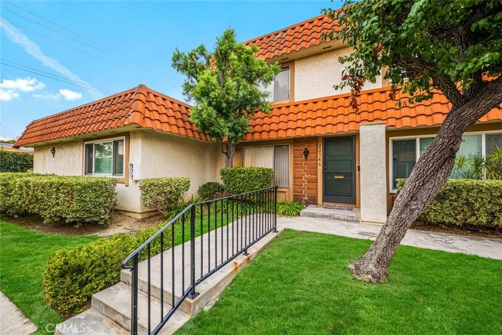 Unit for sale at 22746 Malaga Way, Lake Forest, CA 92630