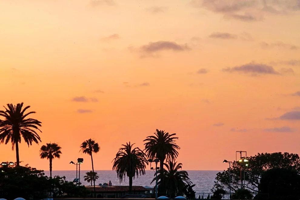 Unit for sale at 7555 Eads Ave, La Jolla, CA 92037