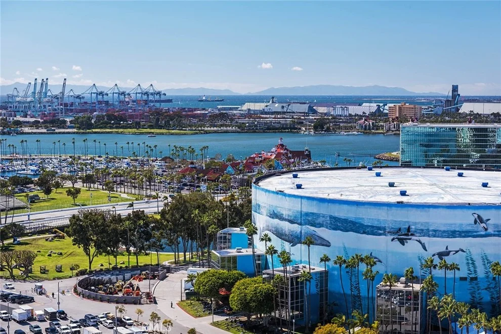 Unit for sale at 488 E Ocean Boulevard, Long Beach, CA 90802