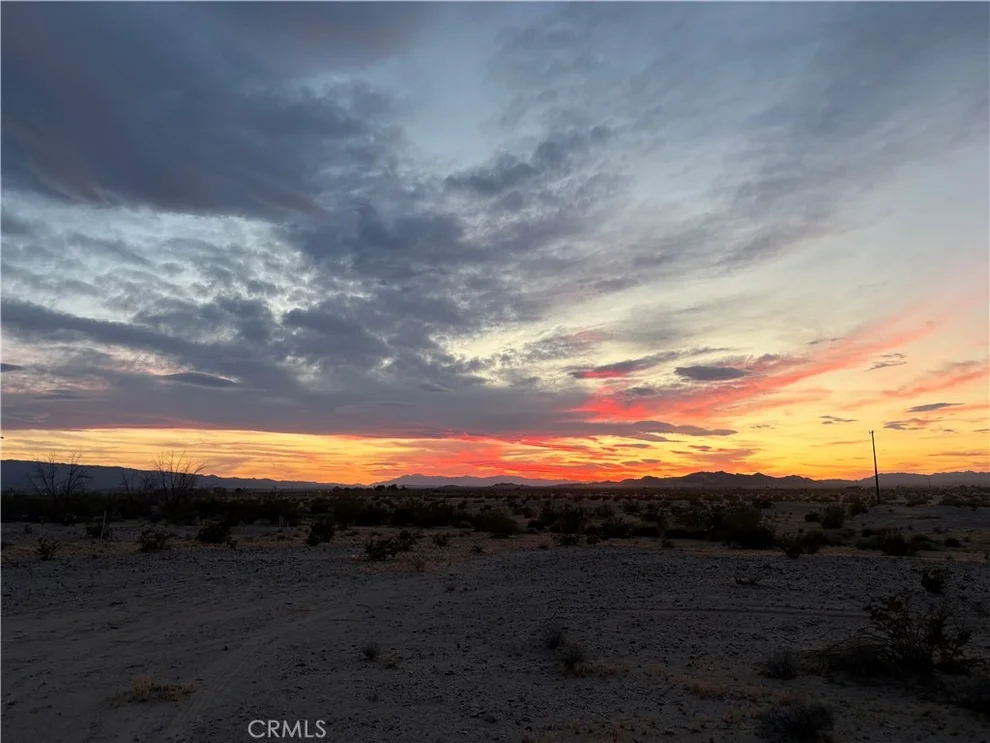 Unit for sale at 101 Schooler Road, 29 Palms, CA 92277