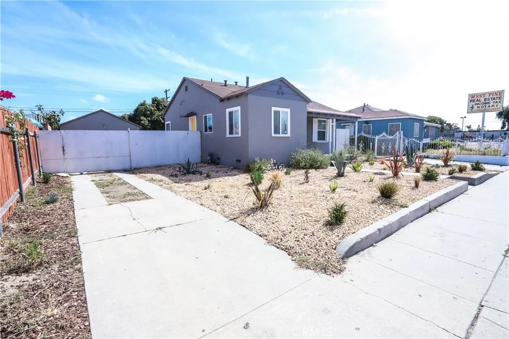 Unit for sale at 2308 E Rosecrans Avenue, Compton, CA 90221