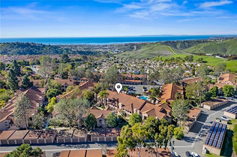 Unit for sale at 1068 Calle Del Cerro, San Clemente, CA 92672