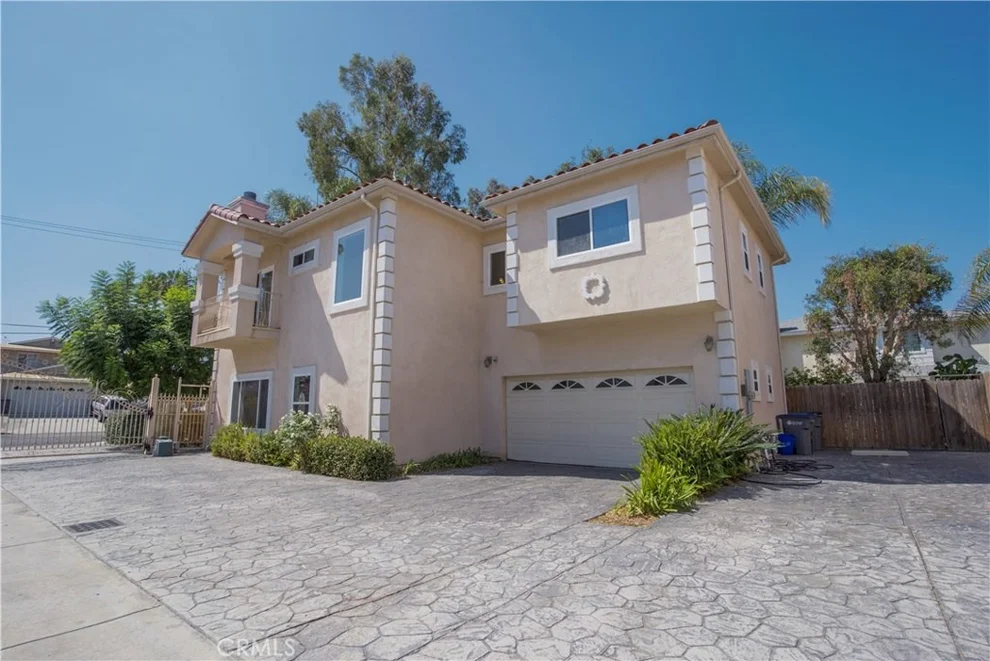 Unit for sale at 553 E 213th Street, Carson, CA 90745