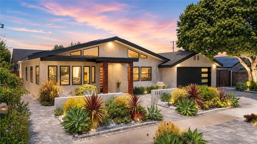 Unit for sale at 2661 Oak Knoll Drive, Rossmoor, CA 90720