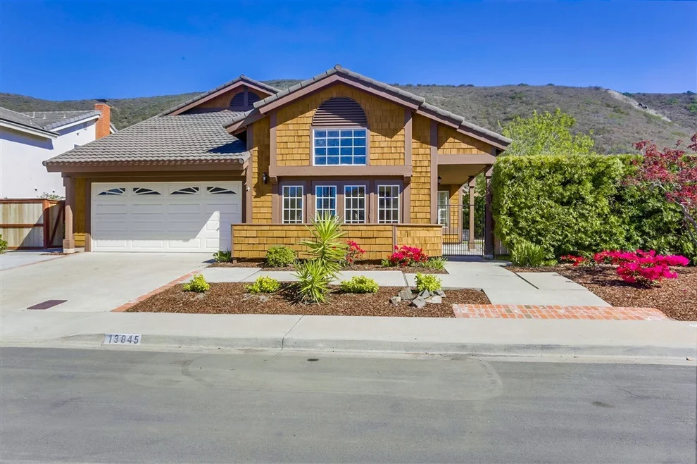 Unit for sale at 13845 Riverhead Ct, San Diego, CA 92129