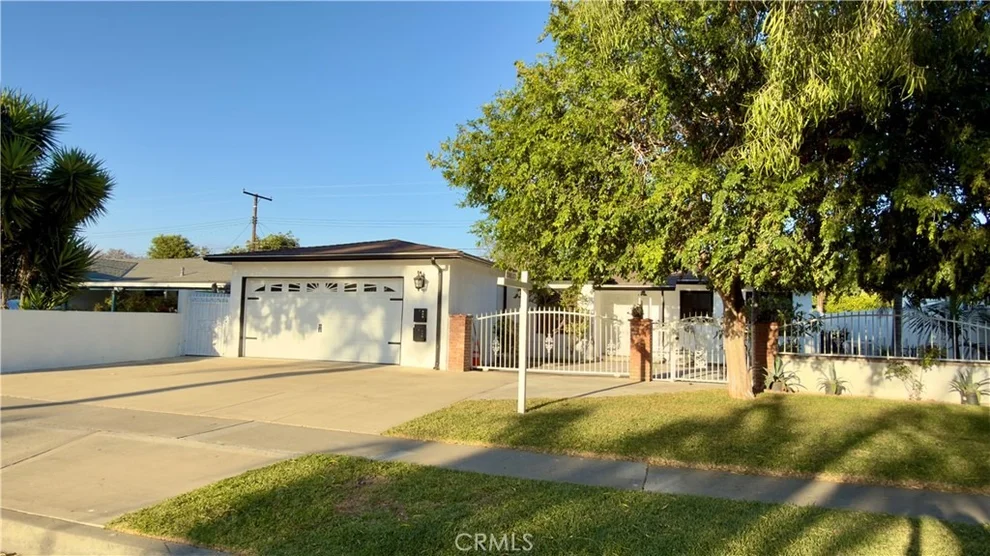 Unit for sale at 2031 S Center Street, Santa Ana, CA 92704