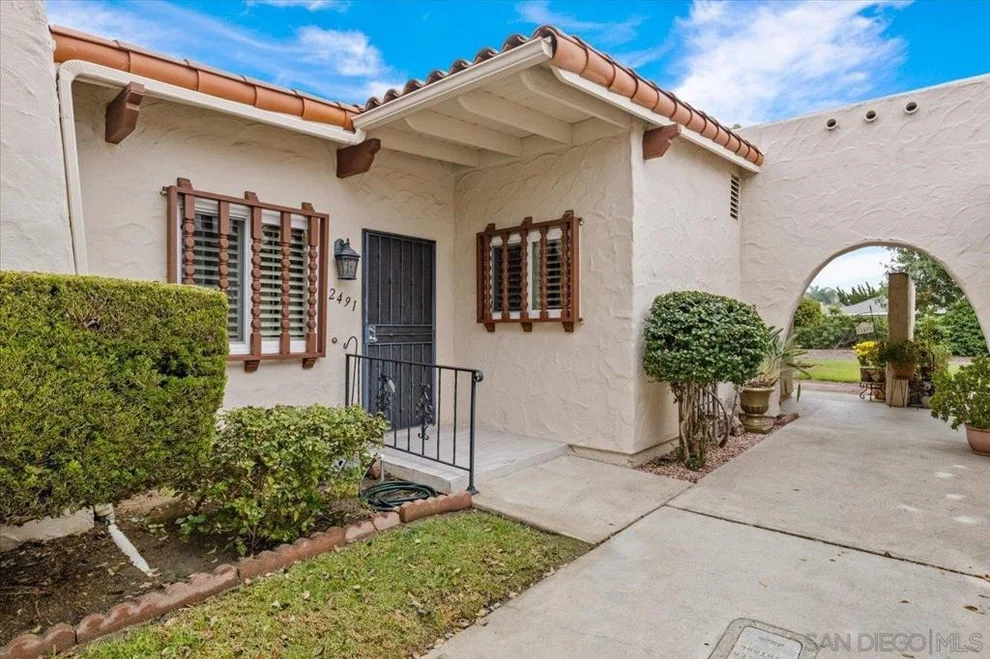 Unit for sale at 12491 Rios, San Diego, CA 92128