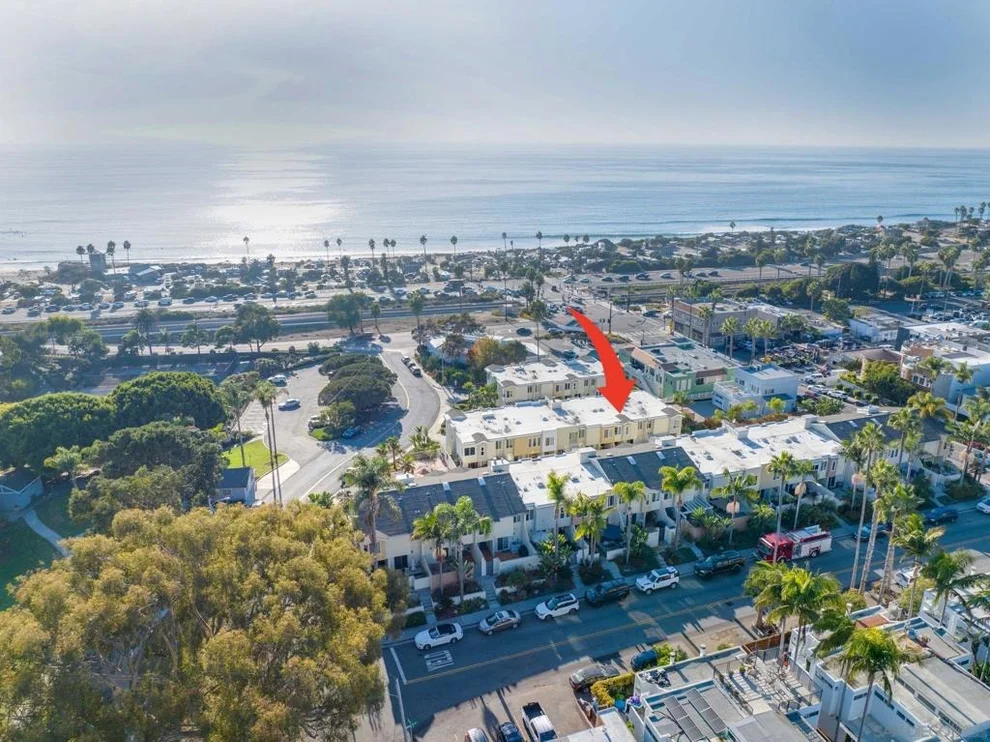 Unit for sale at 2130 Orinda Dr, Cardiff By The Sea, CA 92007