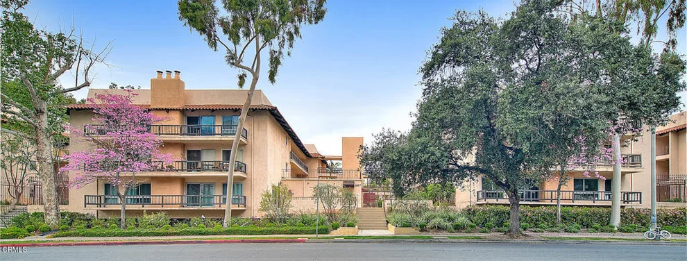 Unit for sale at 1127 e E Del Mar Boulevard, Pasadena, CA 91106