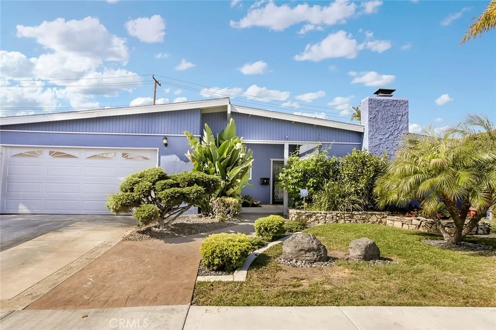 Unit for sale at 6671 Oxford Drive, Huntington Beach, CA 92647