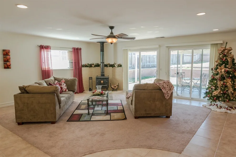 Unit for sale at 8610 Sunridge, Santee, CA 92071