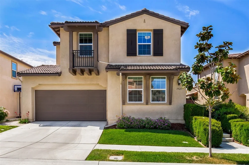 Unit for sale at 7925 Jake View Ln, San Diego, CA 92129