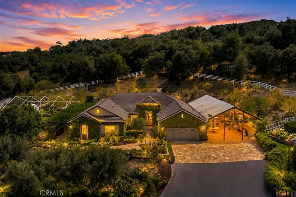 Unit for sale at 43455 Corona Cala Camino, Murrieta, CA 92562