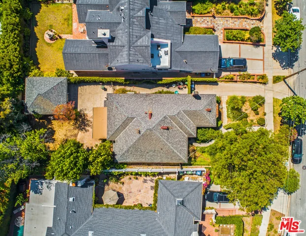 Unit for sale at 314 S BUNDY Drive, Los Angeles, CA 90049