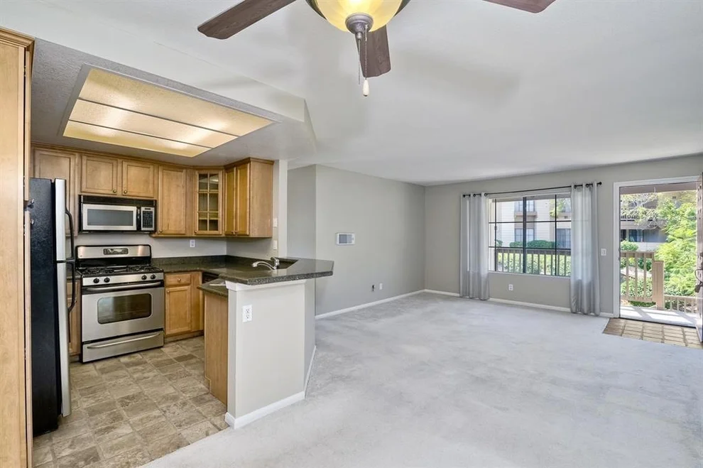Unit for sale at 12675 Camino Mira Del Mar, San Diego, CA 92130