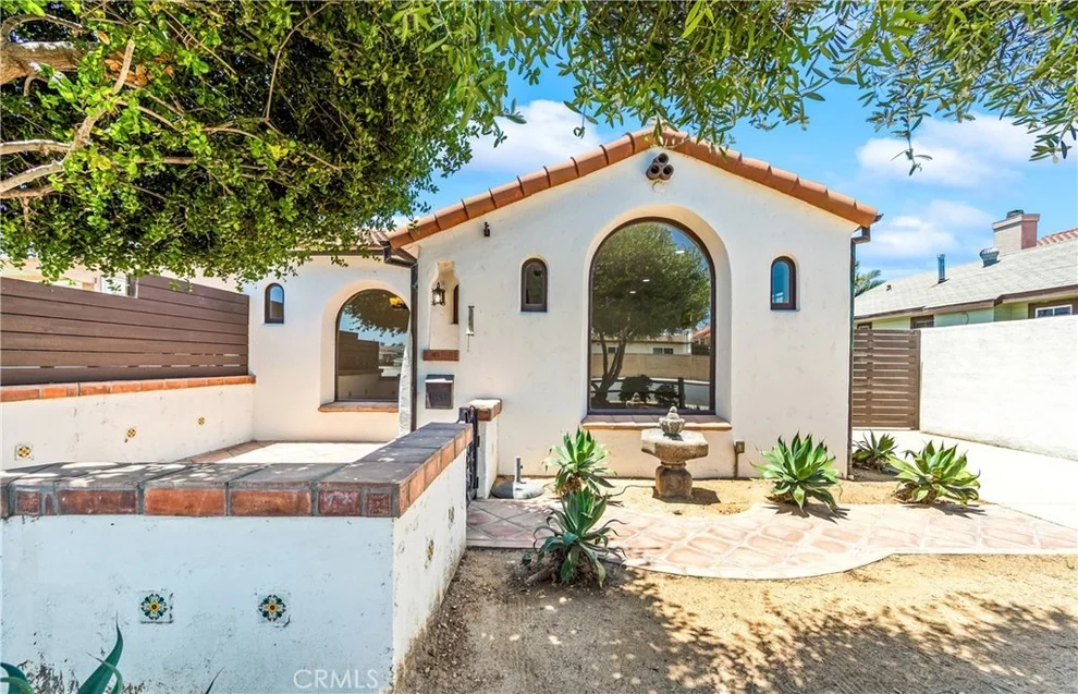 Unit for sale at 14081 Hammon Place, Westminster, CA 92683