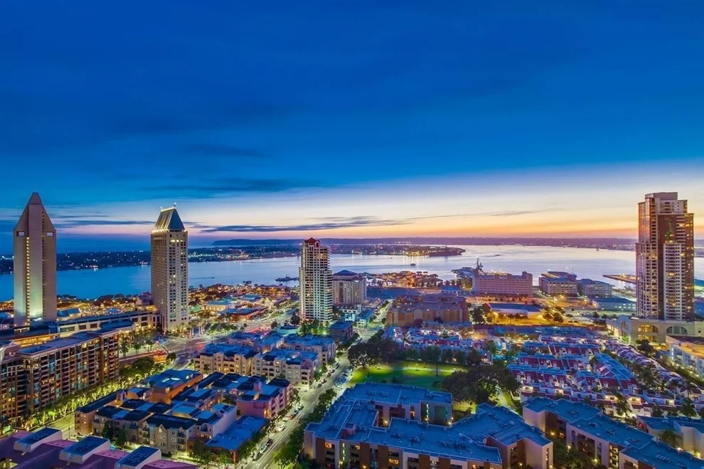 Unit for sale at 700 Front, San Diego, CA 92101