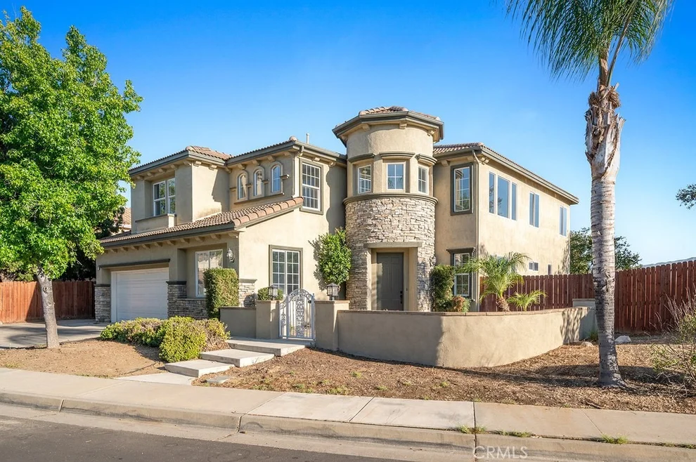 Unit for sale at 31501 Stoney Creek Drive, Lake Elsinore, CA 92532