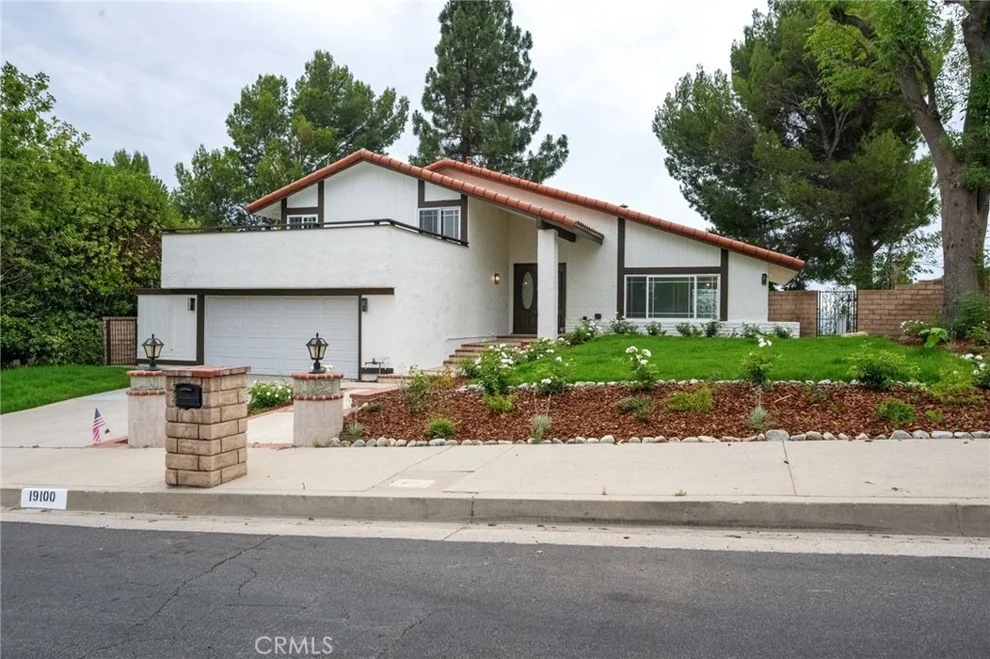 Unit for sale at 19100 Merion, Porter Ranch, CA 91326