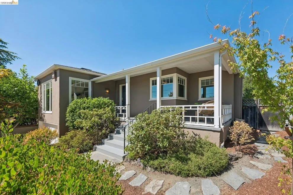 Unit for sale at 5430 Proctor Ave, Oakland, CA 94618