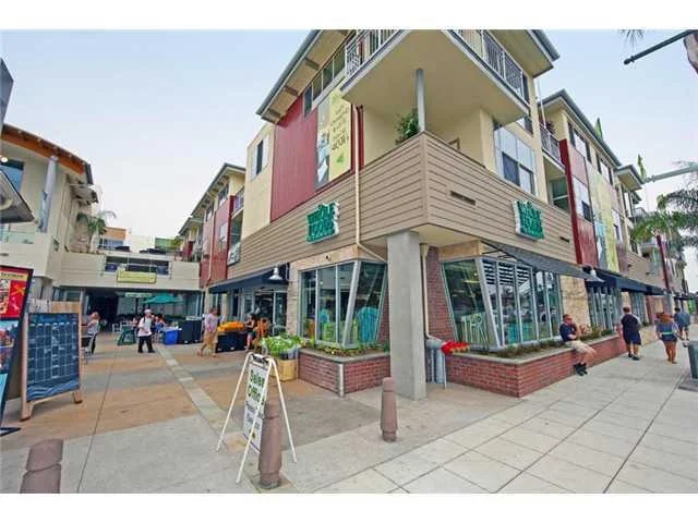 Unit for sale at 687 S Coast Highway 101 Highway, Encinitas, CA 92024