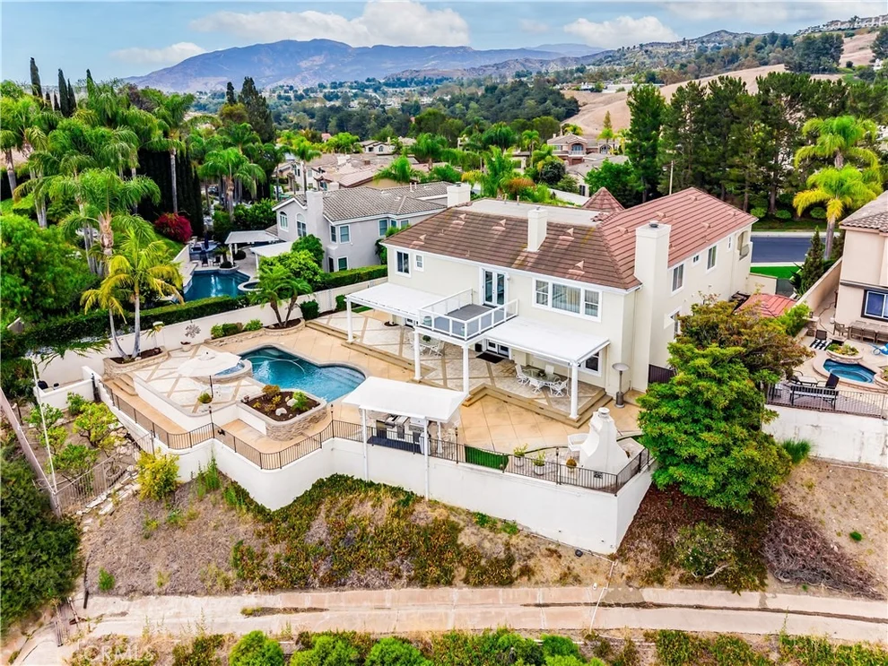 Unit for sale at 7801 E Bridgewood Drive E, Anaheim Hills, CA 92808