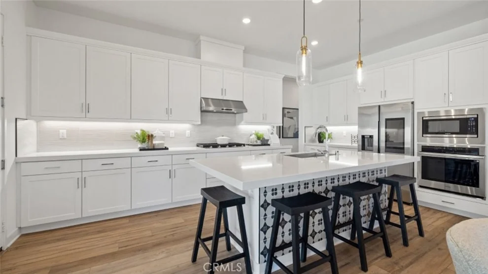 Unit for sale at 24519 Via La Sombrilla, Valencia, CA 91354